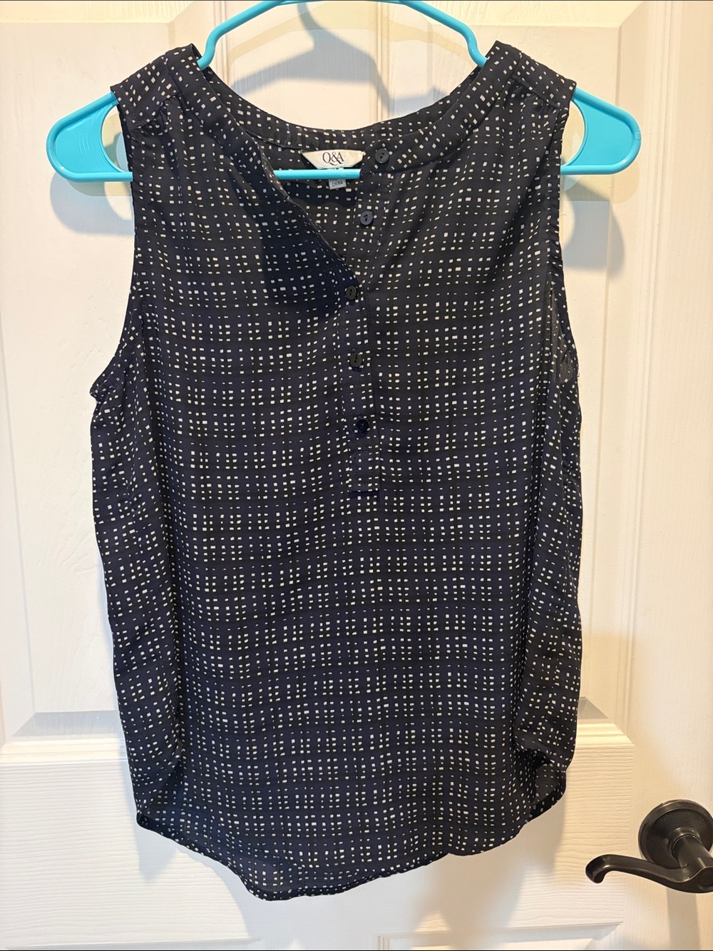 Navy Sleeveless Button-Front Dot Grid Camisole